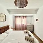 Lägenhet Acogedor Piso Centro Granada